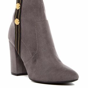 Tommy Hilfiger booties